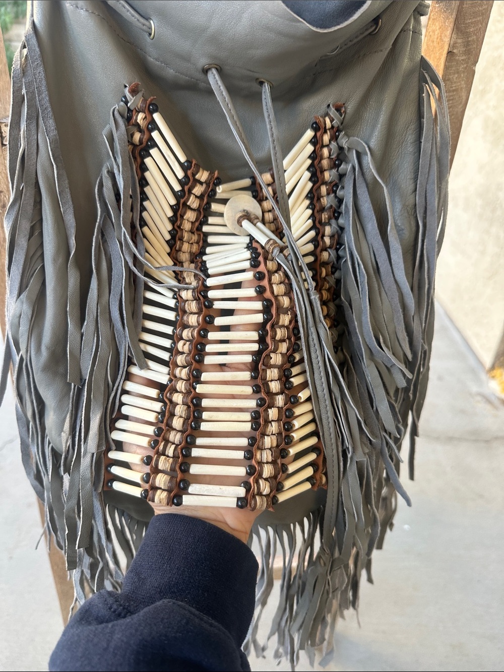 Gray Gypsy Soul fringe bone tassel bag preowned - Picture 8 of 16